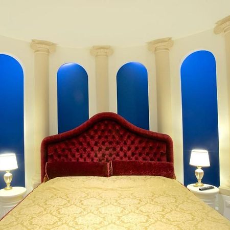 Design Suite Тирано Екстериор снимка