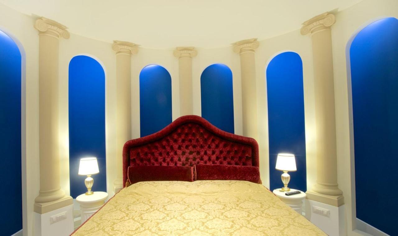 Design Suite Тирано Екстериор снимка